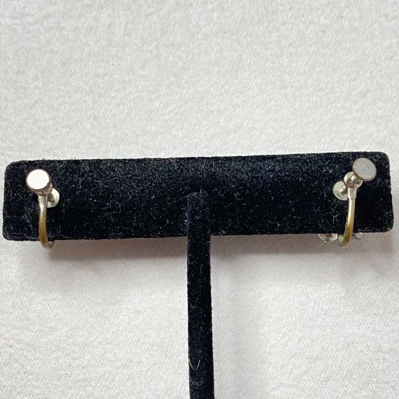 Tiny Flower Stud Earrings Central Blue Clear Rhinestones Silver Tone Setting - Picture 3 of 8